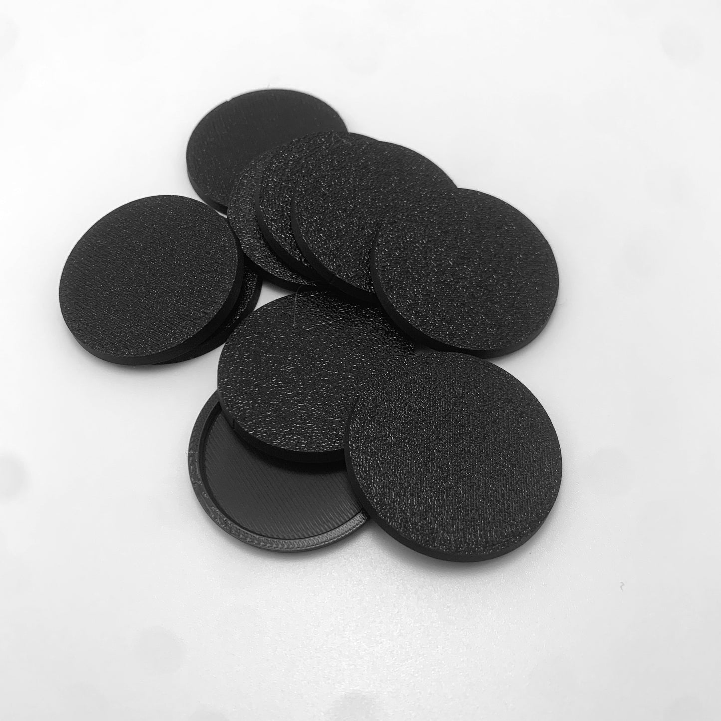 40mm Round Miniature Bases perfect for war gaming or other tabletop games