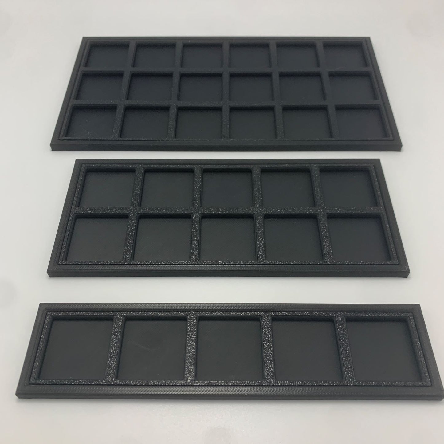 25mm to 30mm Adapters with matching 30mm Movement Trays perfect for war gaming or other tabletop games